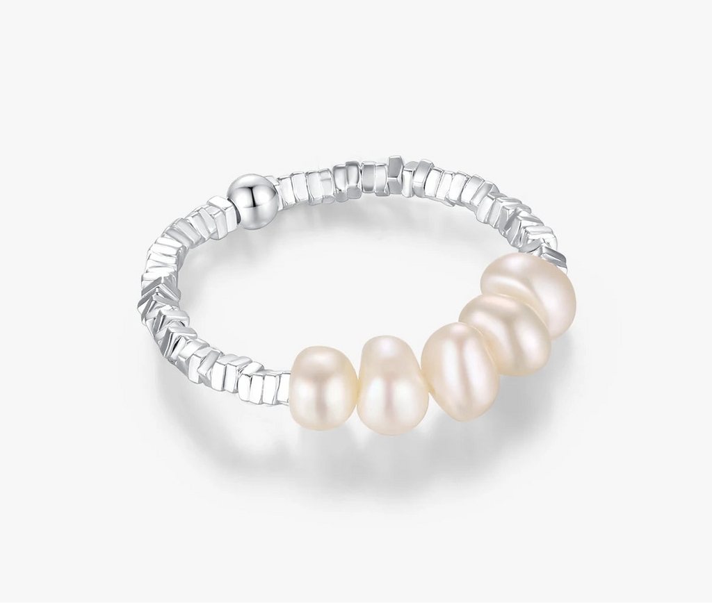 Adjustable Pearl Ring Elegant
