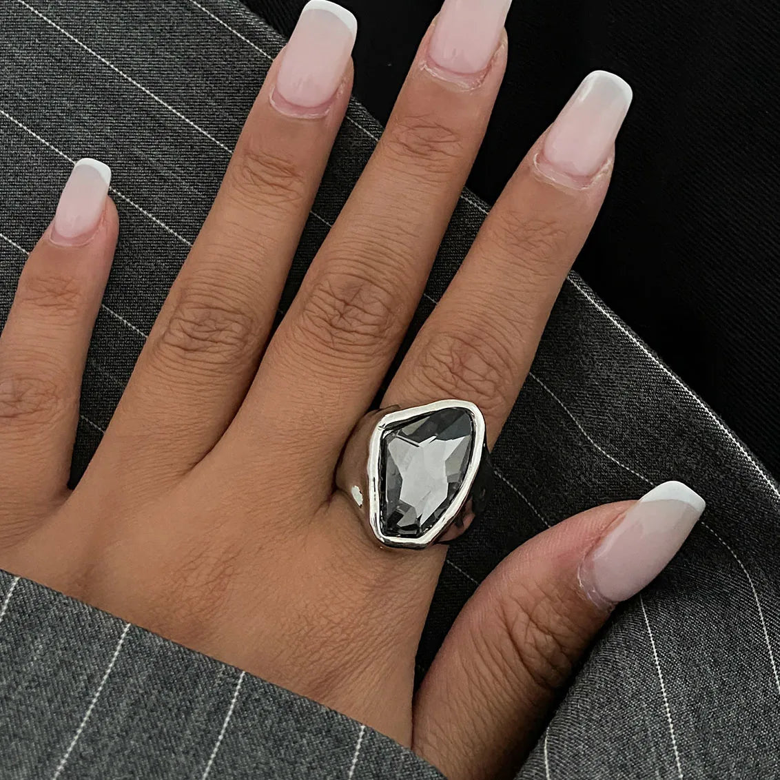 Crystal Geometric Ring