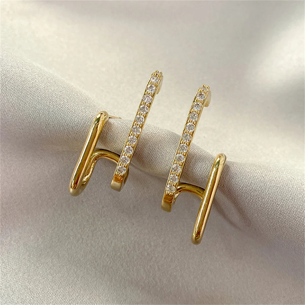 Irregular U-Shaped Cubic Zirconia Stud Earrings