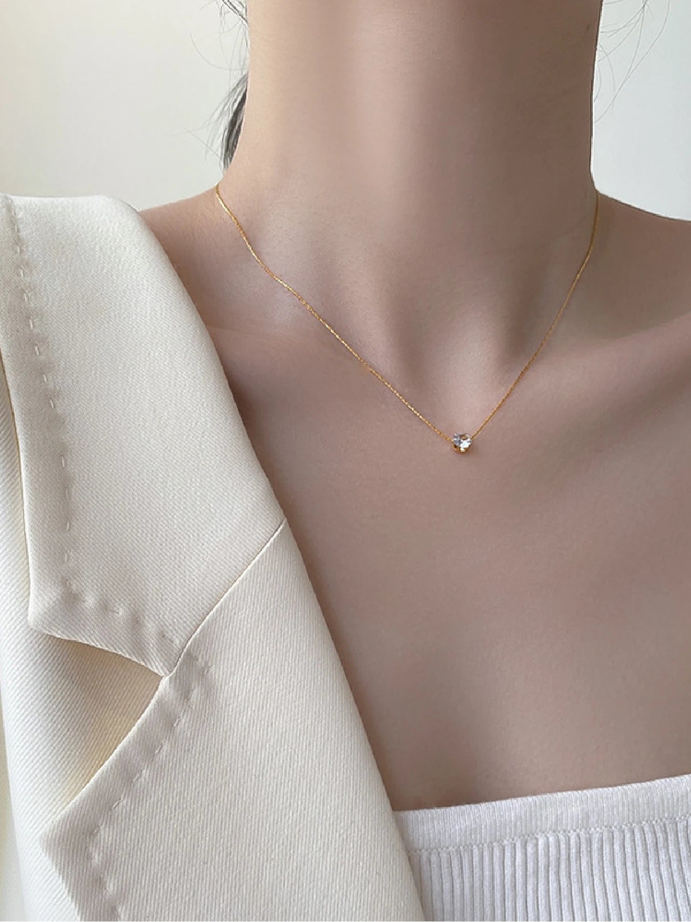 Diamond-Shaped Pendant Necklace